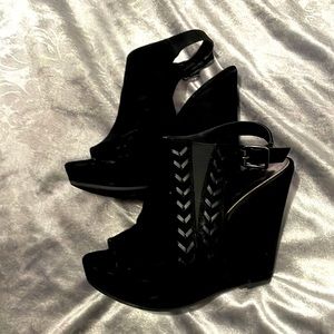 Carlos by Carlos Santana Black suede leather wedges